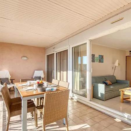 Cap Hermes-6 By Interhome *